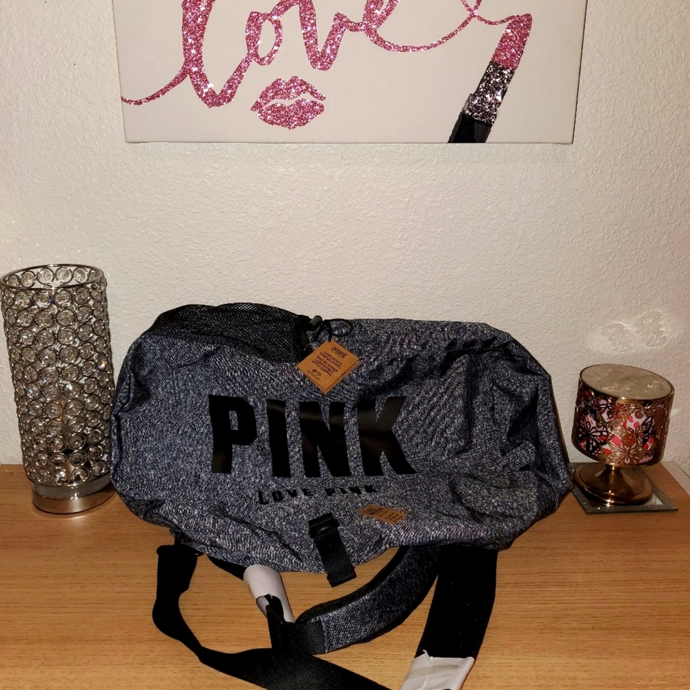 💕 New. PINK Convertible Duffle Bag
